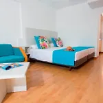 Apart-hotel Field