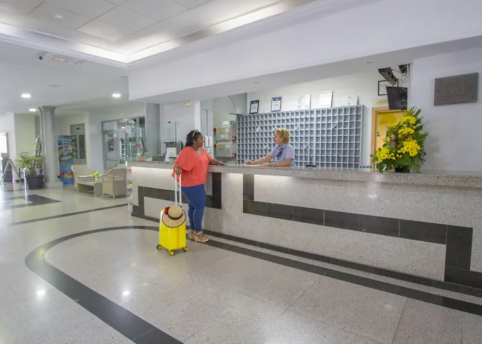 Field Apart-hotel 3*