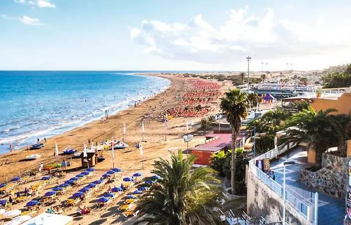 Apart-hotel Field 3*