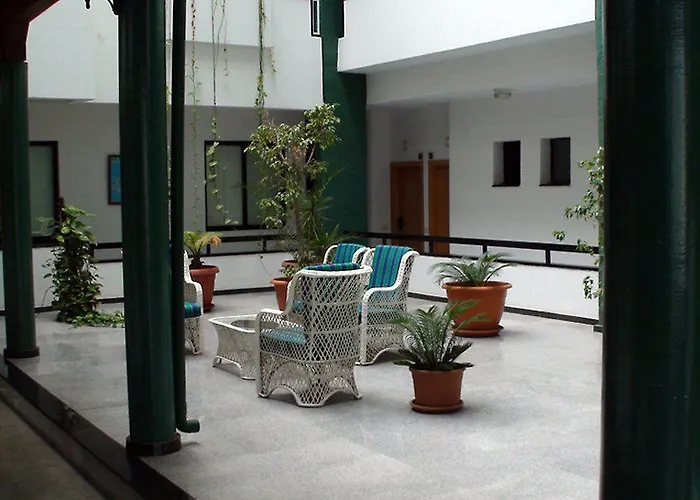 Apart-hotel Field 3*