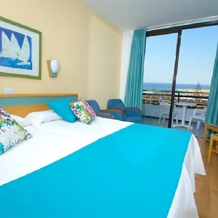 Field 3* Playa del Inglés