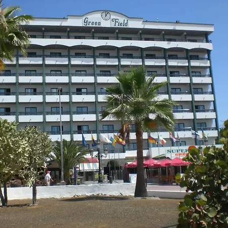 Apartmanhotel Field 3*